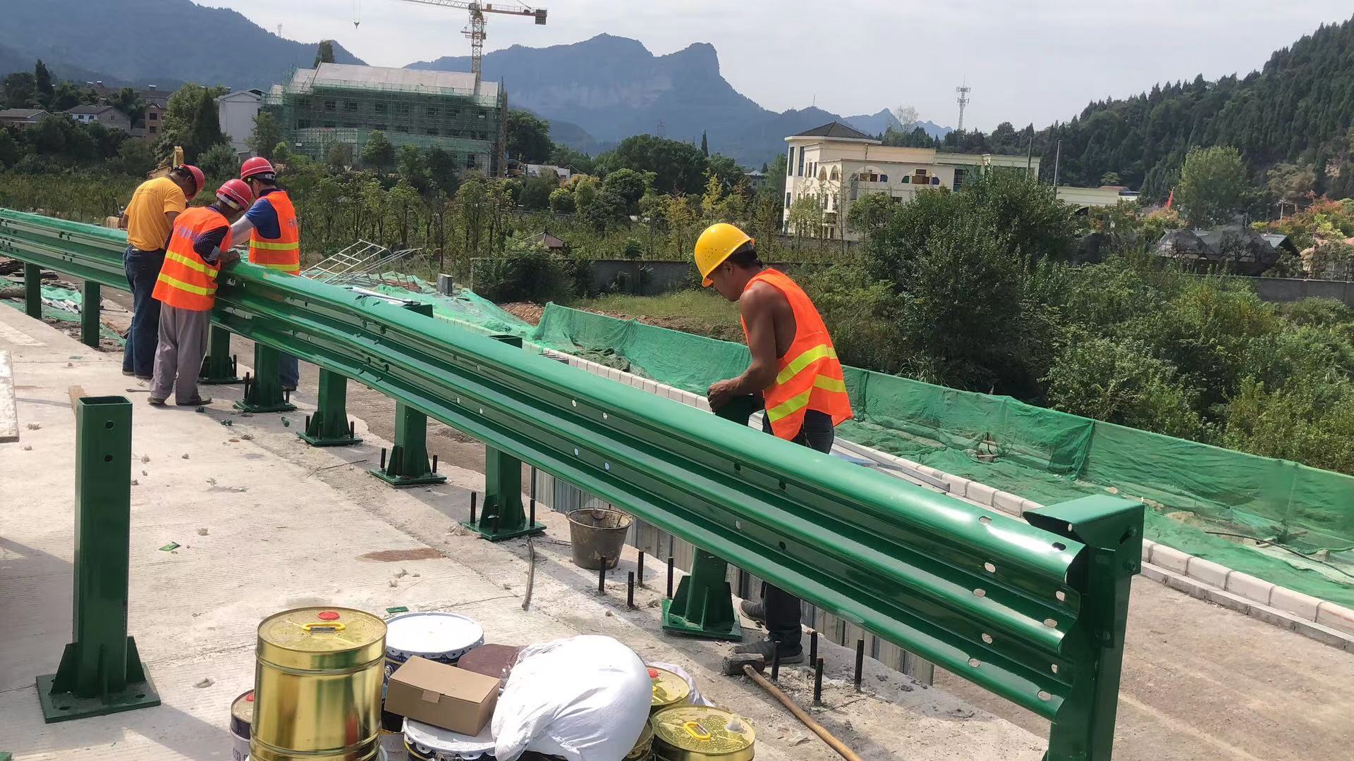 五通桥区双波波形护栏热镀锌波形护栏 - 推荐